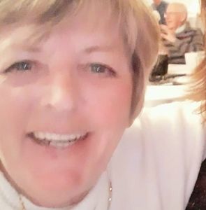 Meet your Posher, Maxine